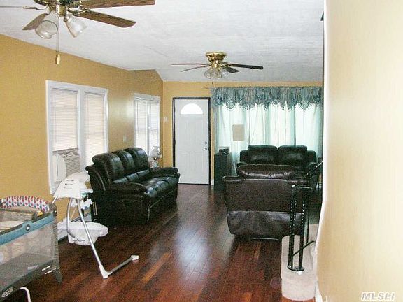 4th image of 1447 E 54th St