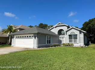 3816 Saint Armens Cir, Melbourne, FL 32934