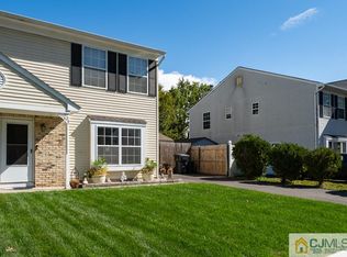 24 Brewster Cir, Old Bridge, NJ 08857