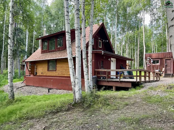 1271 Lowbush Ln, Fairbanks, AK 99709