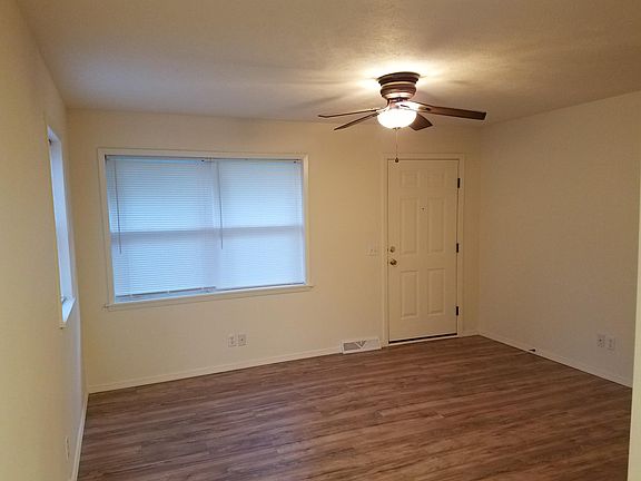 4th image of 612 Mark St #A