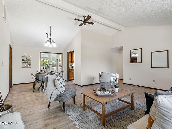 5th image of 5008 Manor Dr