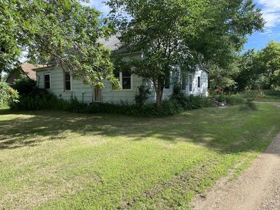 1434 River Rd, Windom, MN, 56101