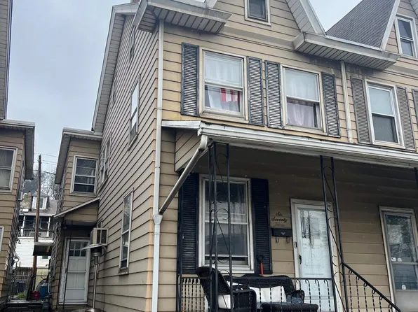 673 S Front St, Steelton, PA 17113