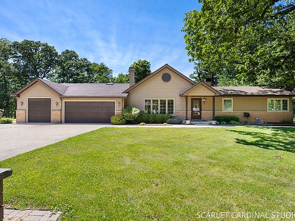 2nd image of 6N368 Oakwood Dr