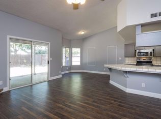 1878 E El Paso Ave, Fresno, CA 93720