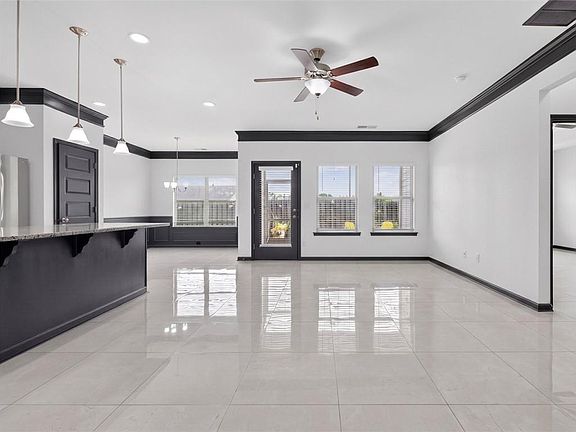 4th image of 238 Prescott Cir