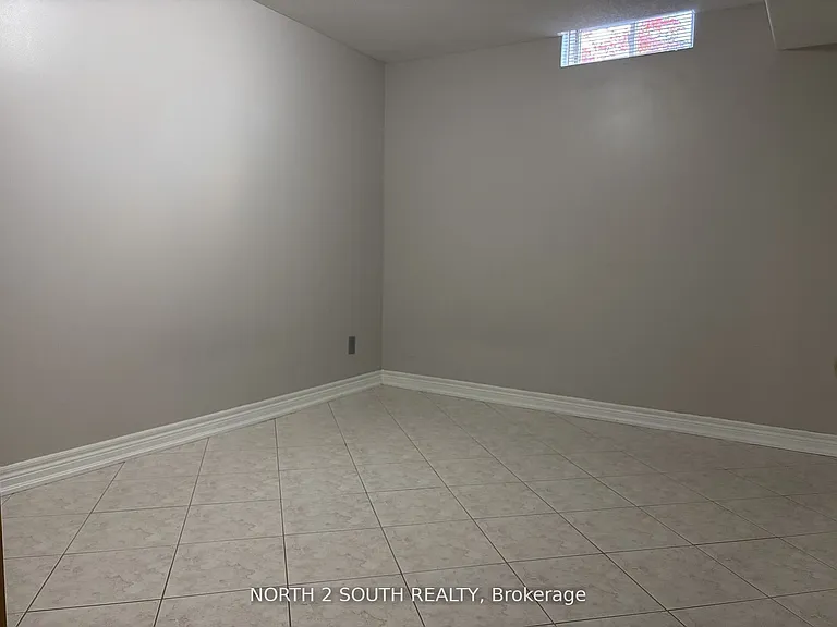 12 Villandry Cres #BASEMENT — Photo 25