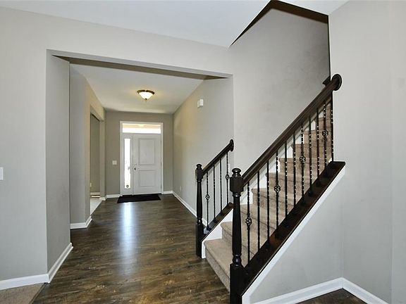 3rd image of 5744 Grevillea Ln