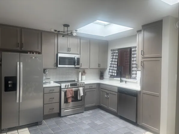 327 E Huntington Dr, Tempe, AZ 85282