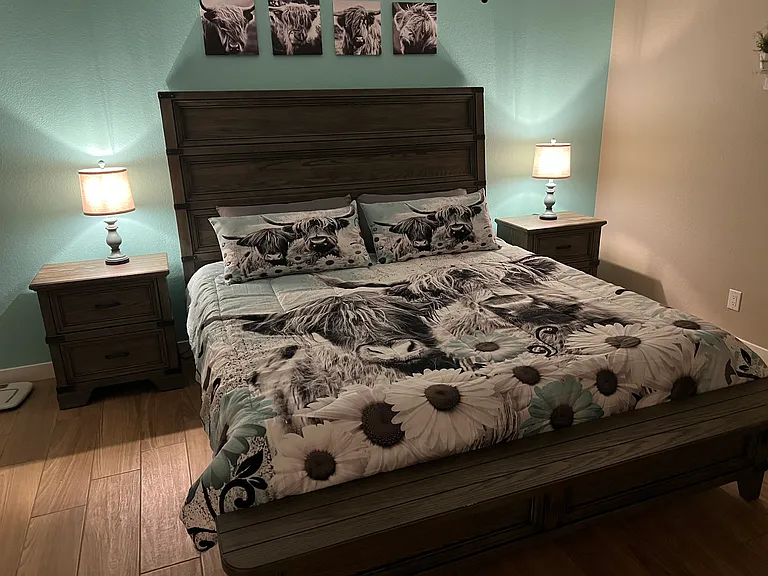 1814 W Kerry Ln — Photo 15