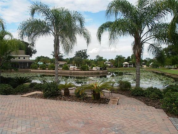 3rd image of 6906 Amanda Vista Cir