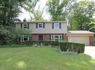 8631 Plainfield Ln, Cincinnati, OH 45236