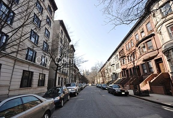 5th image of 19 Hamilton Ter APT 6J