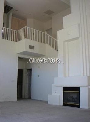 4th image of 286 Blackstone River Ave