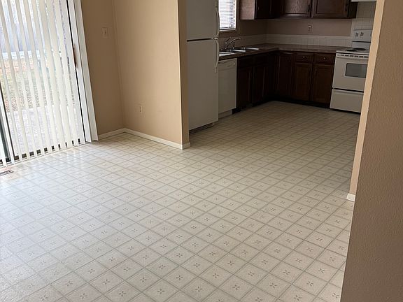 2nd image of 444 W 43rd St #1