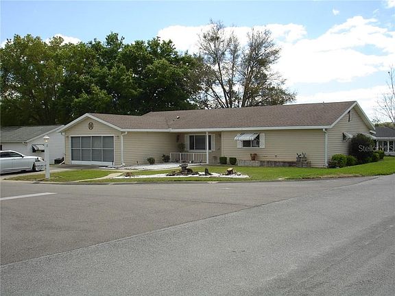 2nd image of 9884 SE 177th Ln