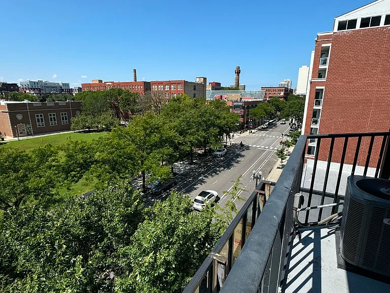 1309 N Wells St #501 — Photo 4