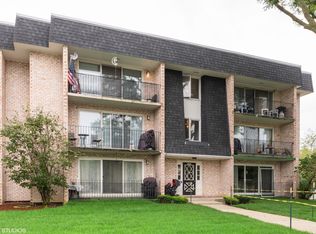 5625 W 104th St, Oak Lawn, IL 60453