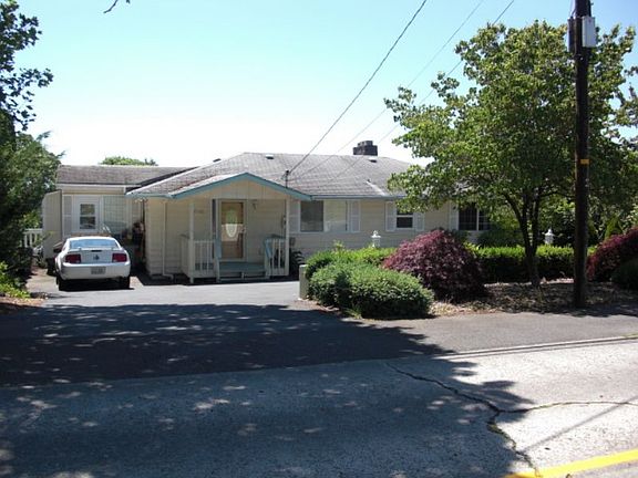 2nd image of 9101 SE Evergreen Hwy