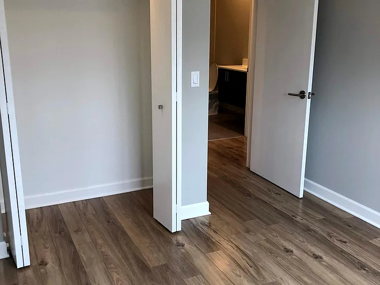 2738 N Sayre Ave — Photo 7