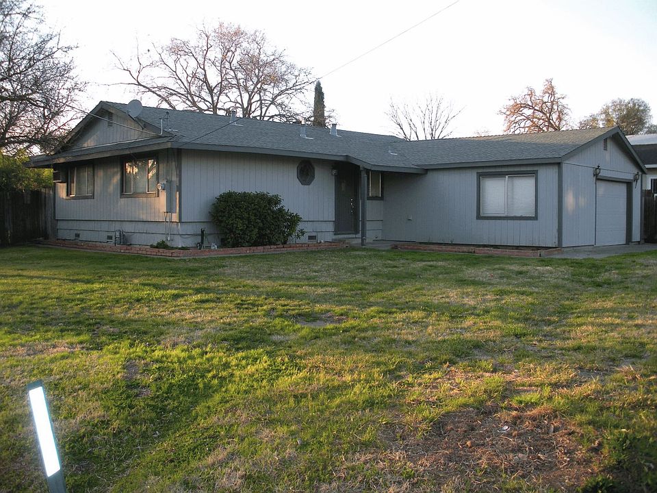 1st image of 8201 Holly Dr