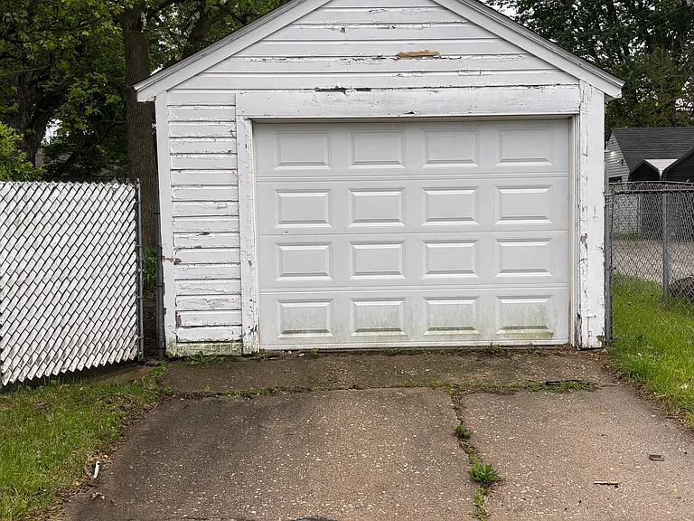 4800 Monroe St — Photo 12