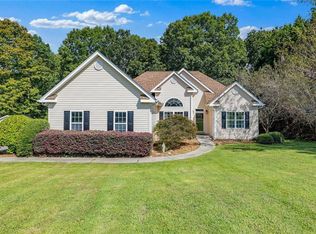 3834 Covered Bridge Pl, Gainesville, GA 30506