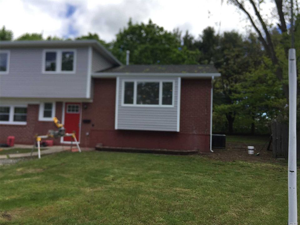 1st image of 57 Dahlia Ln