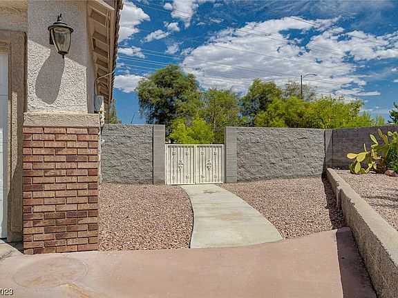3rd image of 306 Carole Little Ct