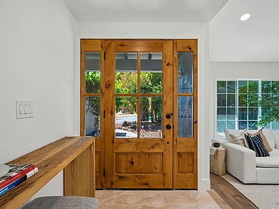 5th image of 1706 Las Gallinas Avenue