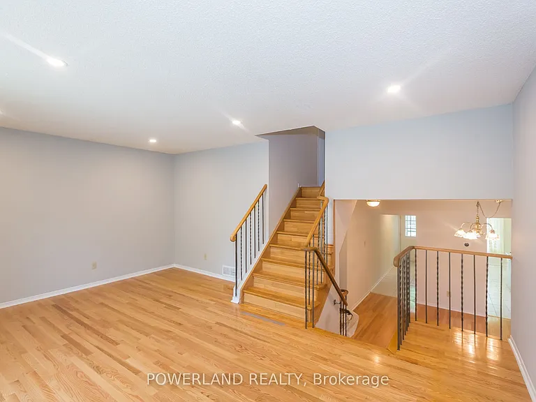 92 Nightstar Dr — Photo 11