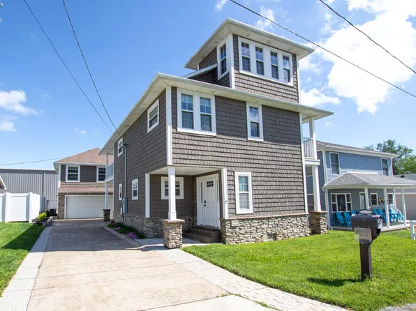 5475 E Mabel Dr, Pt Clinton, OH 43452