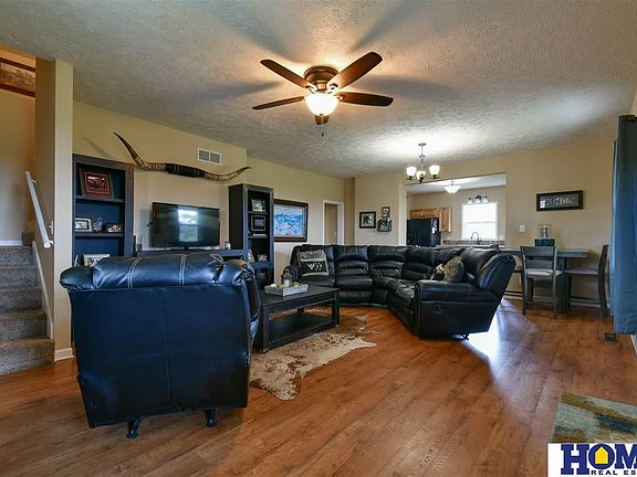 3rd image of 1634 County Road A