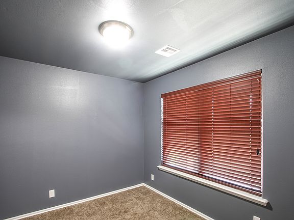 5th image of 9034 S 253rd East Ave