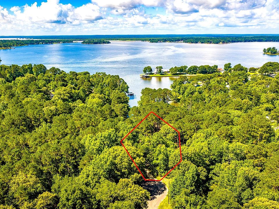 1st image of Pine Cir