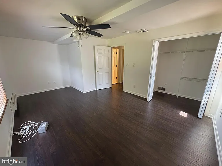 721 Crabb Ave — Photo 4
