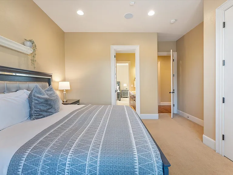 1587 SW Walters Loop — Photo 28