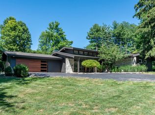 3120 Rockford Dr, Columbus, OH 43221