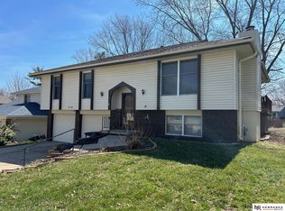 14735 N St, Omaha, NE 68137