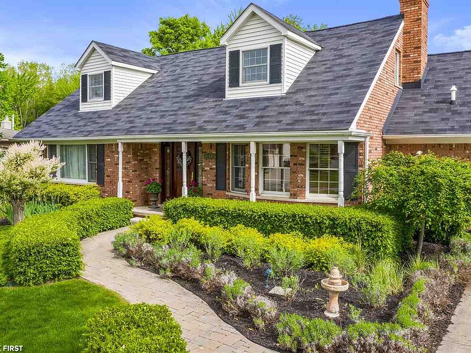 1st image of 28449 Hendrie Dr
