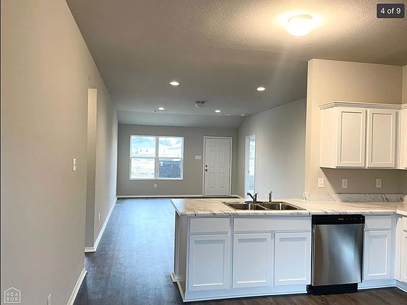 4th image of 5317 Yukon Dr