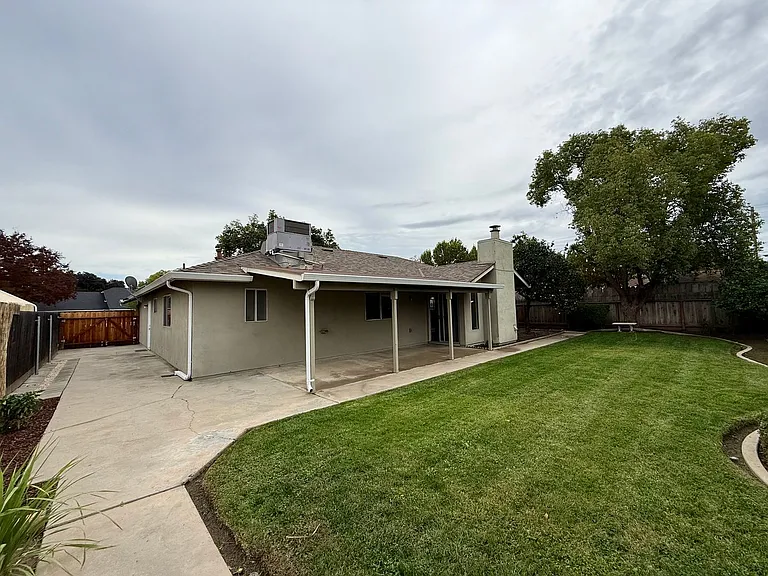 1405 Fransen Ln — Photo 38