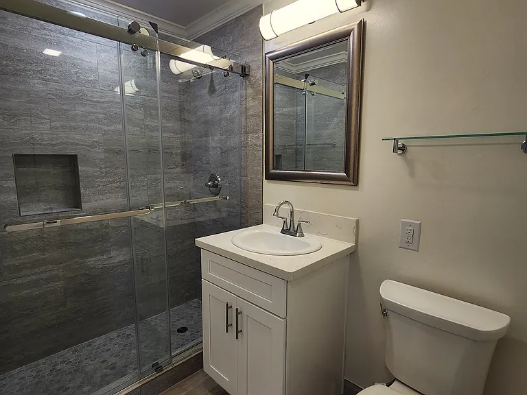 Palm Villa Apartments — Photo 9