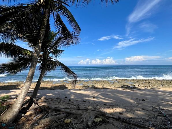 40 Calle Atlantico Urb Ocean Front, Vega Baja, PR 00693