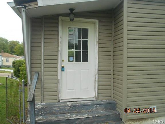 5th image of 7548 Eunice Ave
