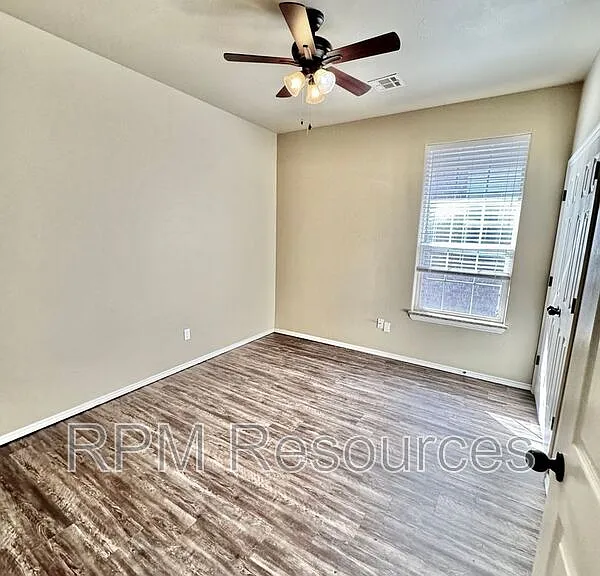 151 Bison Court Way — Photo 15