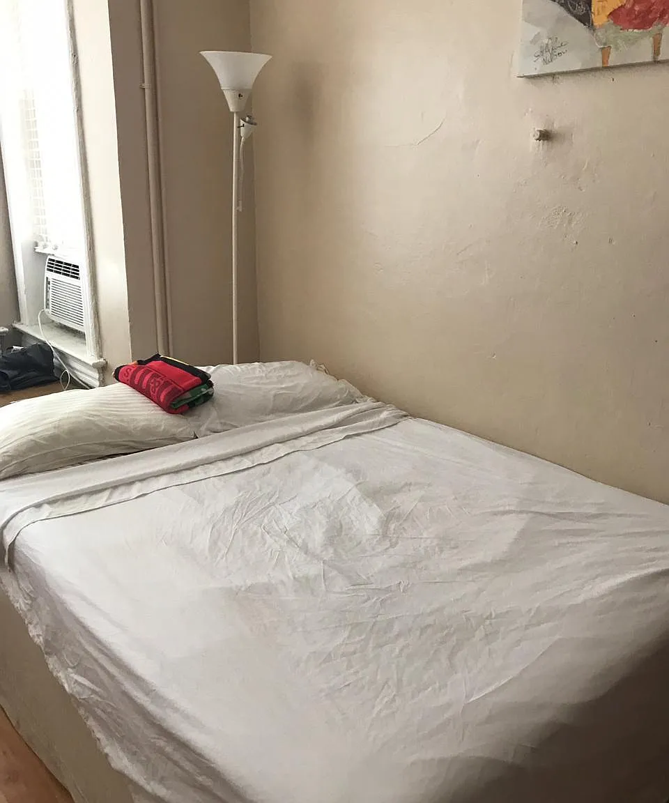 4 bed, $915 — Photo 2