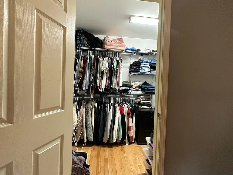 2474 Professor Ave — Photo 11