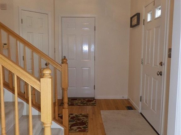 3rd image of 2400 Dellingham Ct